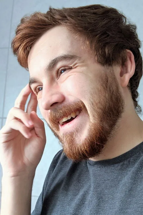 Jude Gray ha trabajado con Nik Davies en 1 ocasiones