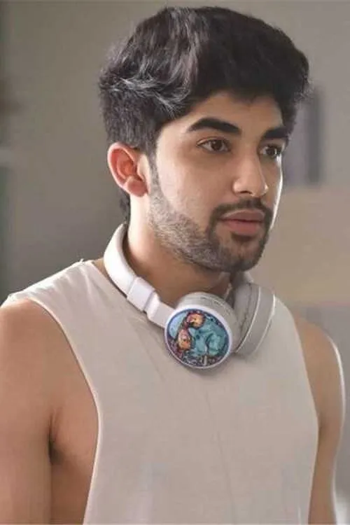 Nikhil Bhambri — personaje: Adhish