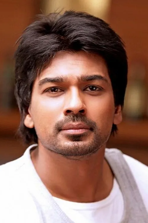 Nikhil Dwivedi en su biografía y filmografía
