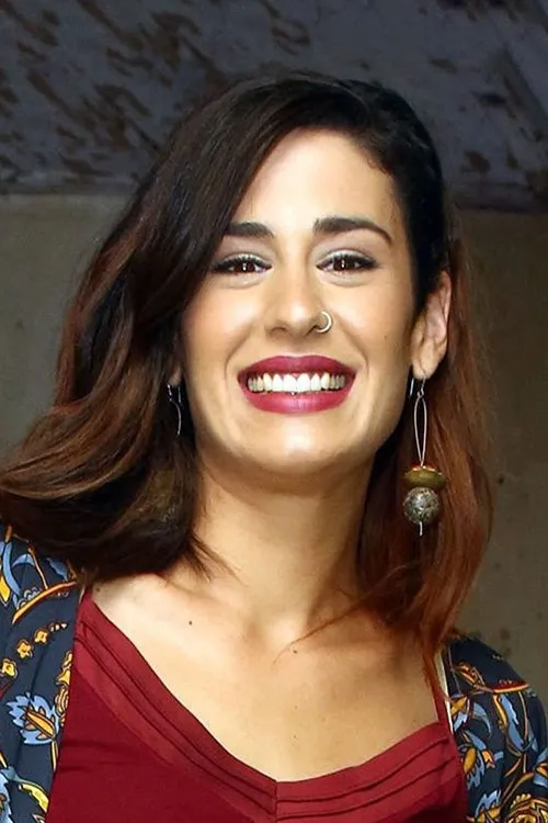 Niki Grana — personaje: Veronika