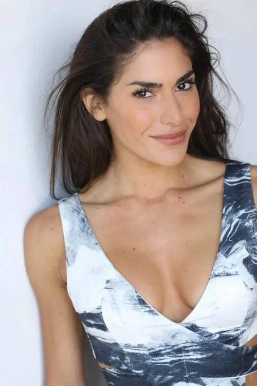 Emory Ogletree II ha trabajado con Nikki Alexis Howard en 1 ocasiones