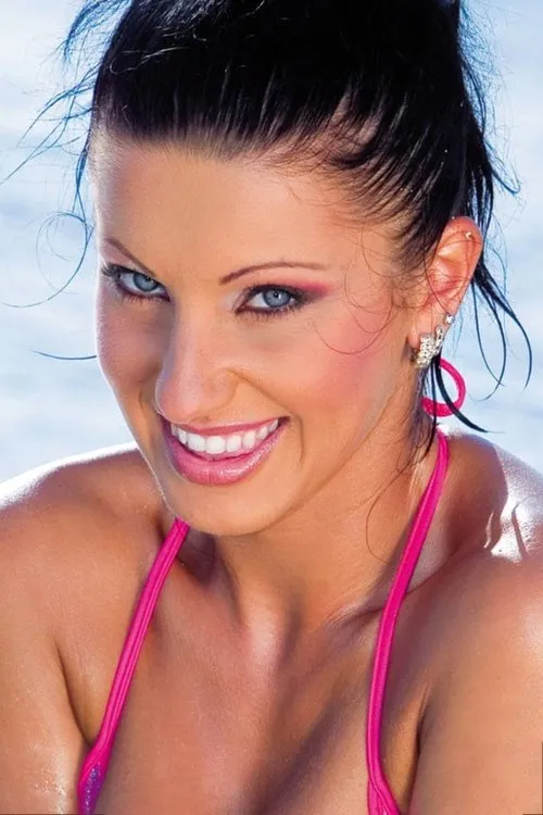 Nikki Rider interpretando a 