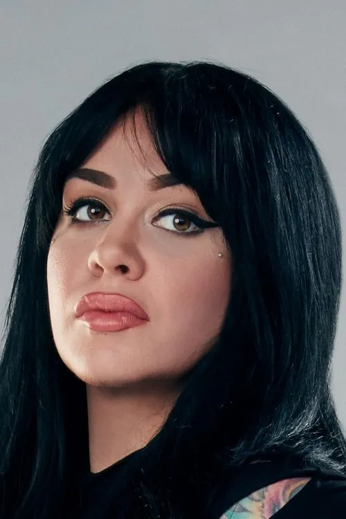 Nikki Simpson — personaje: Herself - Angel