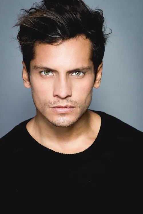 Nikko Ponce — personaje: Paolo Guerrero