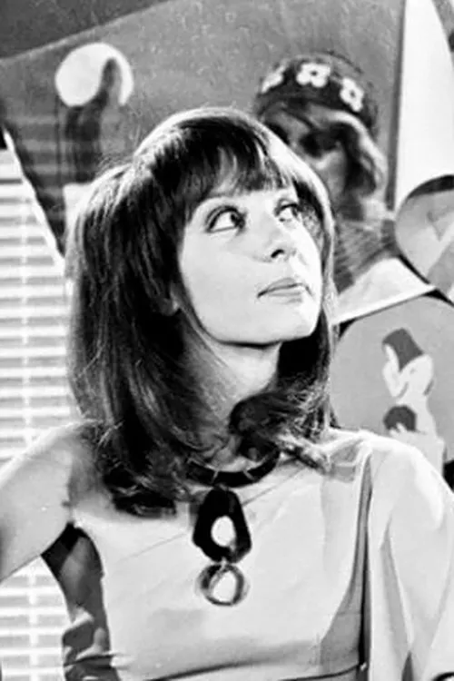 ????? ??p??? ha trabajado con Nikol Kokkinou en 2 ocasiones