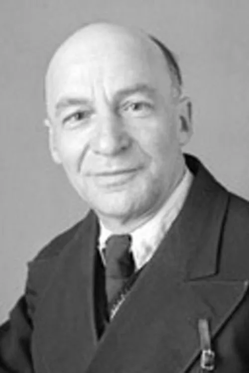 Nikolai Konovalov interpretando a ???????-???????? (??????? 2-?? ????? ? ????????)