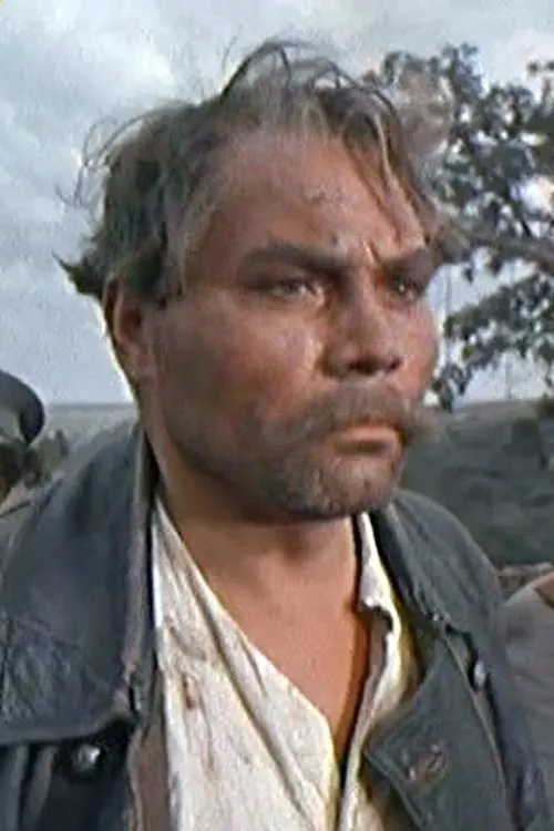 Nikolai Muravyov interpretando a Vartsaba