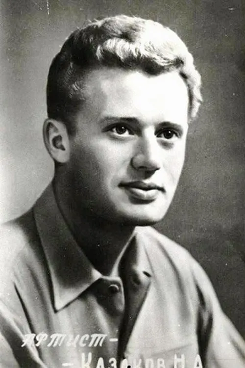 Николай Казаков interpretando a Samokhin