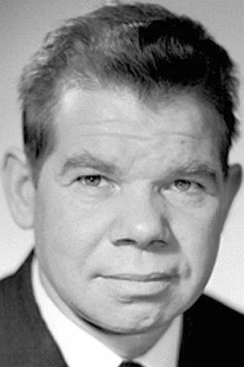 Николай Корноухов interpretando a staff department