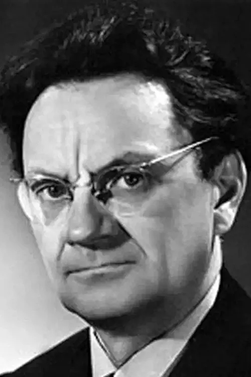 Николай Романов interpretando a ????? ????????