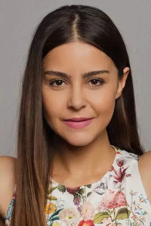 Nilay Duru — personaje: Azize Ilgazoglu