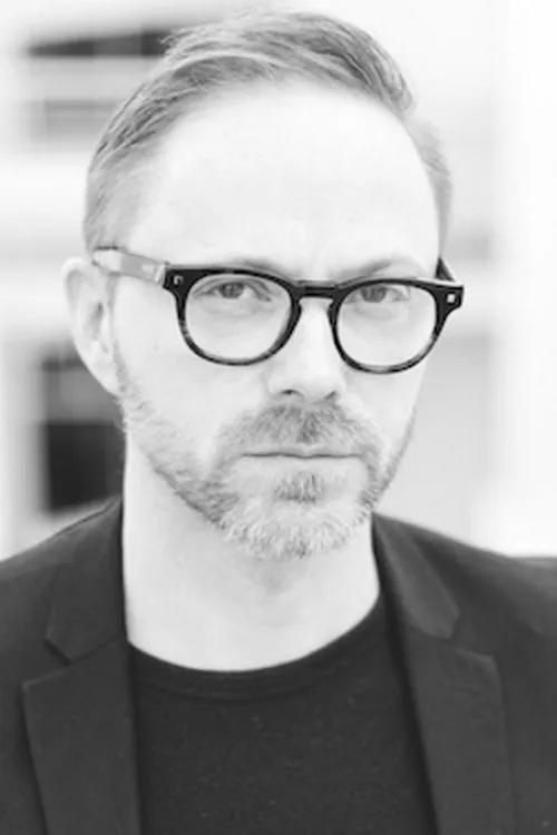 Britt-Marie Näsholm ha trabajado con Nils Lagergren en 1 ocasiones