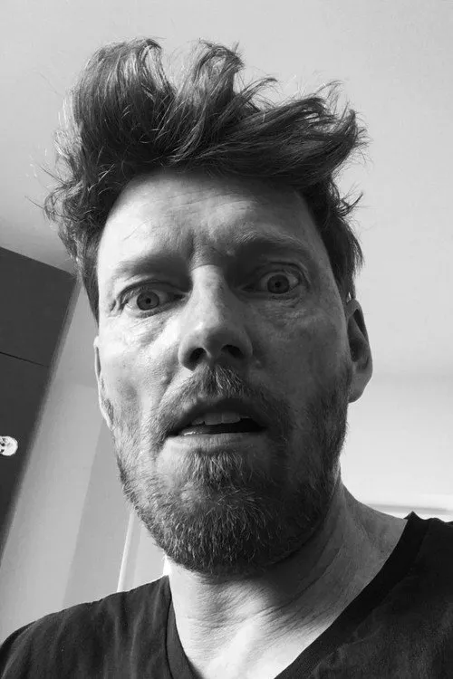 Jonas Holm ha trabajado con Nils P. Munk en 1 ocasiones