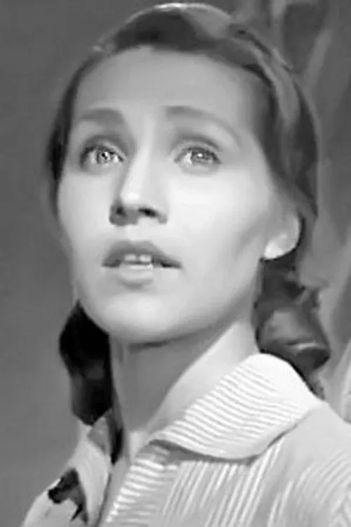 Нина Головина interpretando a Cheremisina