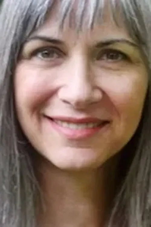 Shaun T. Benjamin ha trabajado con Nina Landey en 1 ocasiones