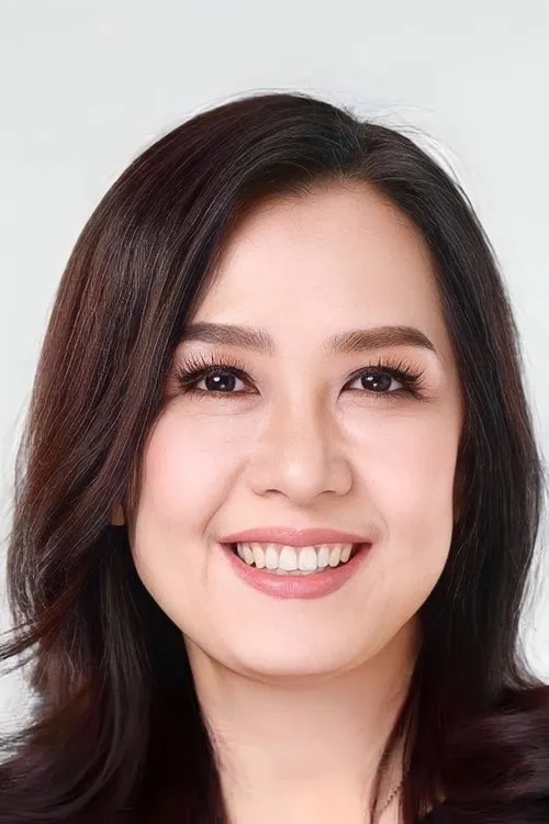 Nipawan Taveepornsawan interpretando a