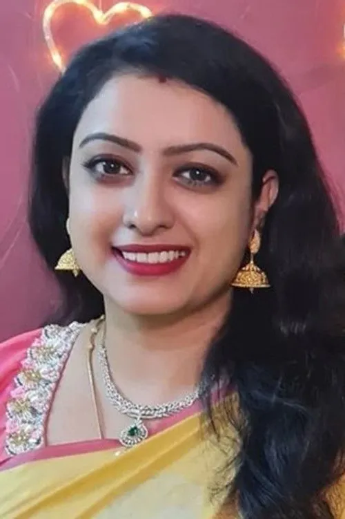 Nisha Krishnan interpretando a Zara