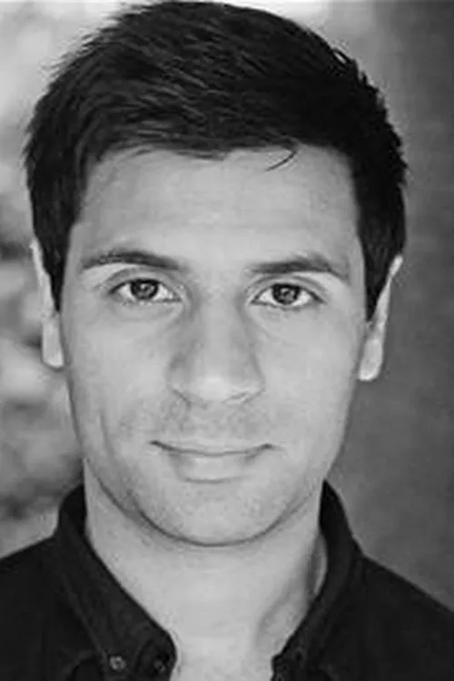 Nitin Kundra interpretando a Man in Mosque