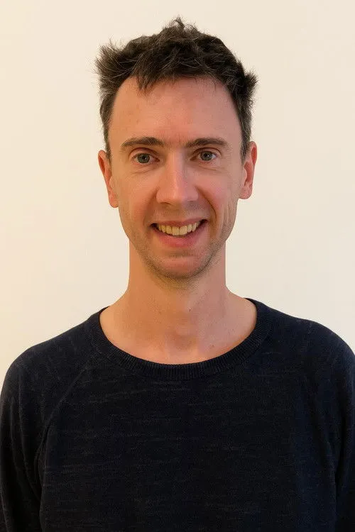 New Michael Ingemi ha trabajado con Noah Britton en 1 ocasiones