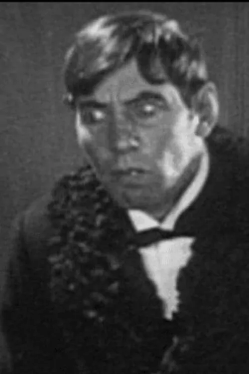 Mary Burns ha trabajado con Noah Young en 2 ocasiones