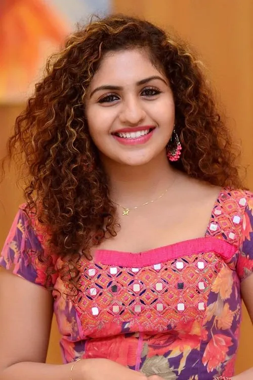 Shaalin Zoya ha trabajado con Noorin Shereef en 1 ocasiones