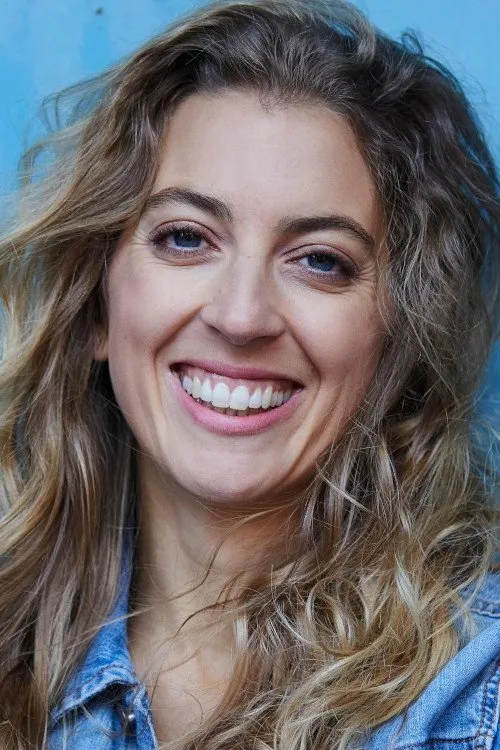 Nora Binder — personaje: Claudia Fischer