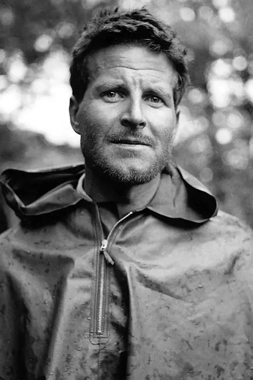 Ngawang Gombu ha trabajado con Norman Dyhrenfurth en 1 ocasiones