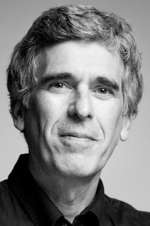 Mark Crispin Miller ha trabajado con Norman Solomon en 1 ocasiones