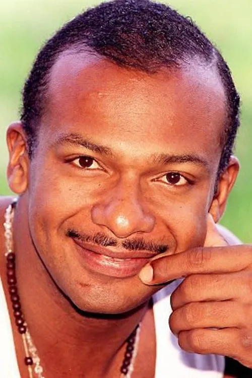 Thales Pan Chacon ha trabajado con Norton Nascimento en 1 ocasiones