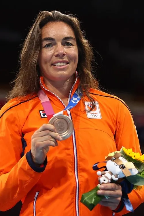 Nouchka Fontijn — personaje: Herself