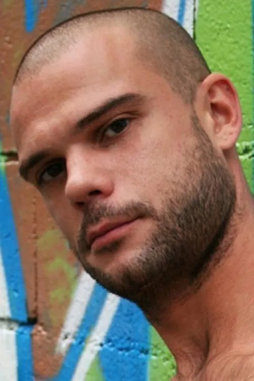 Marcus ha trabajado con Nowan en 1 ocasiones