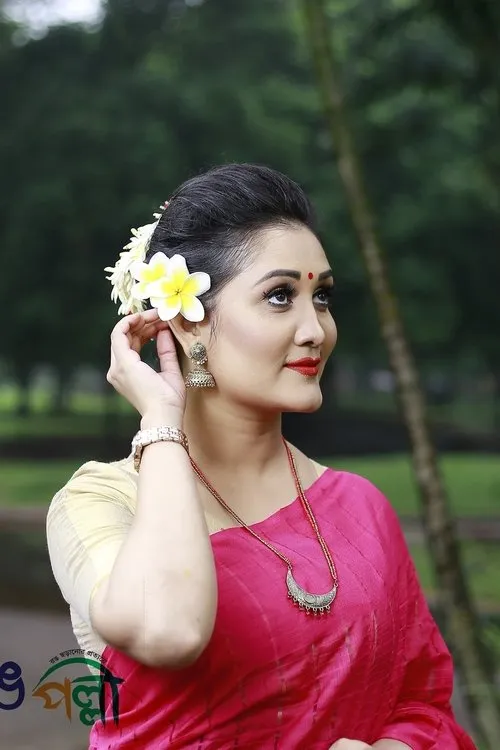 Irfan Sajjad ha trabajado con Nusrat Jahan Khan Nipa en 1 ocasiones