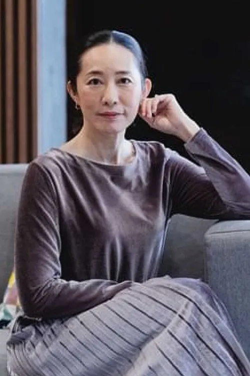 Wallop Thearathong ha trabajado con Nutpaphat Klungsuwan en 1 ocasiones