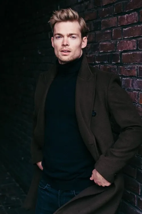 Stefan Poslovski ha trabajado con Oedo Kuipers en 1 ocasiones