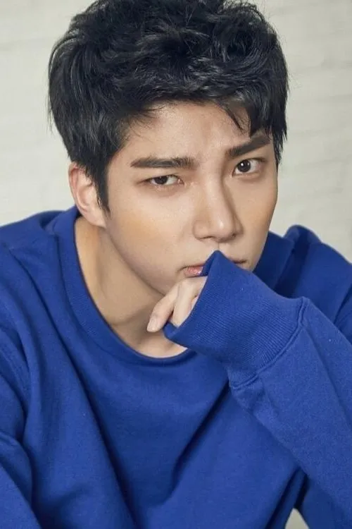 Oh Seung-yun — personaje: Kang Han-soo