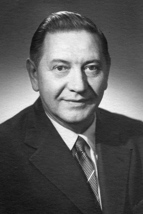 Oiva Sala interpretando a Pierre