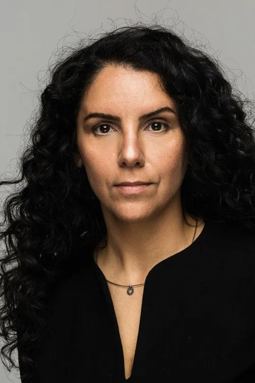 Sofi Ahlström Helleday ha trabajado con Oldoz Javidi en 1 ocasiones