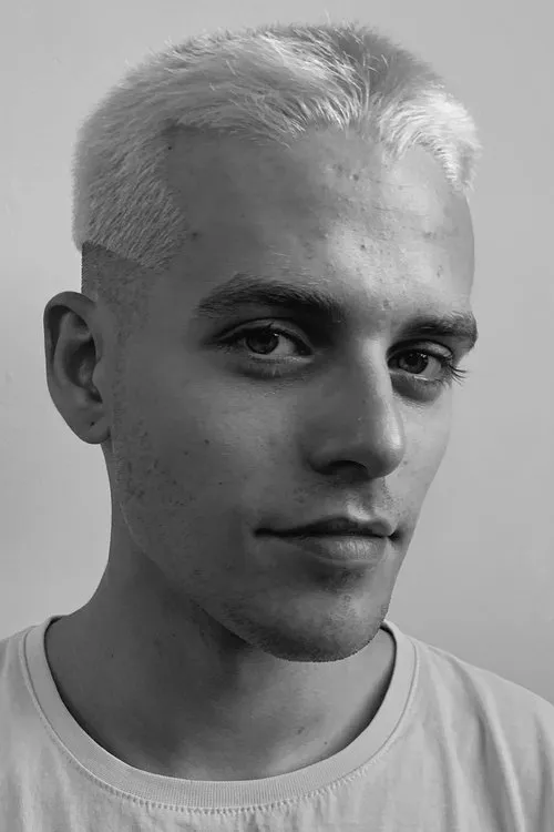 Oleksandr Ivanov interpretando a 