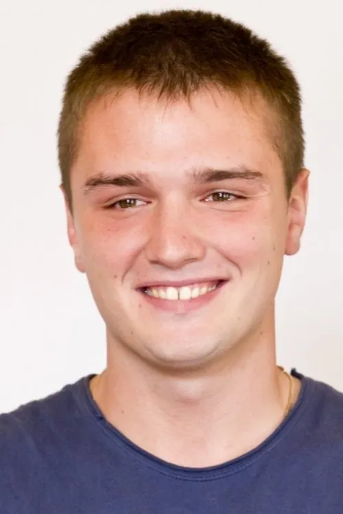 Oleksandr Osadchyi interpretando a 'King'