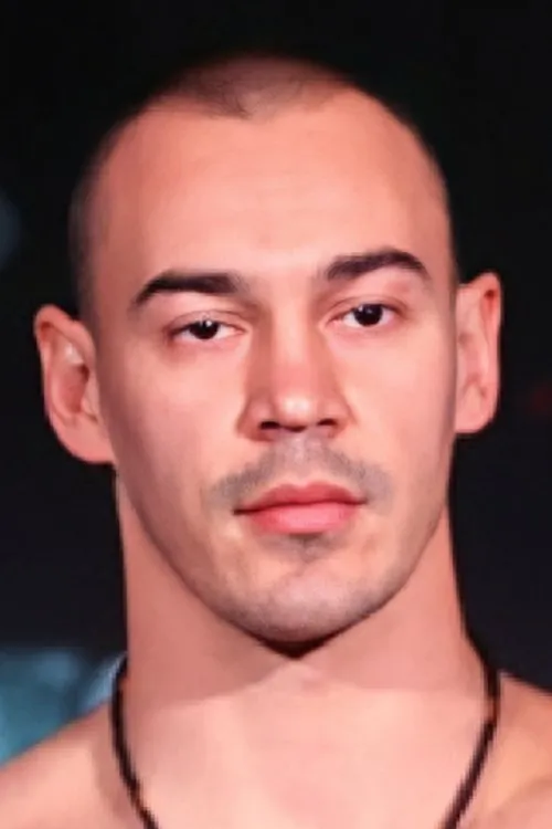 Oleksandr Teslenko interpretando a Self