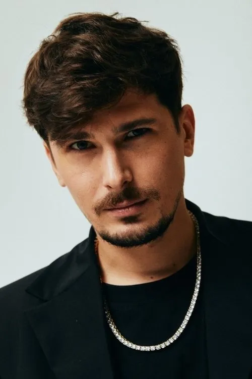 Олексій Завгородній en su biografía y filmografía