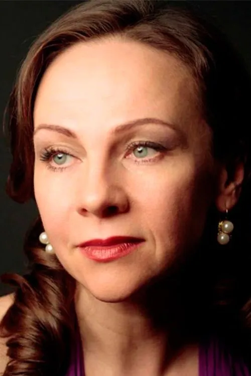 Олена Узлюк interpretando a Sixth