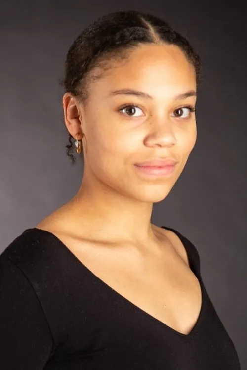 Olenka Ilunga interpretando a Adèle