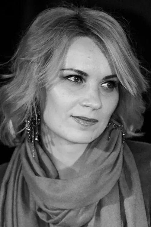 ????? ?????? ha trabajado con Olesia Halkanova-Lan en 1 ocasiones