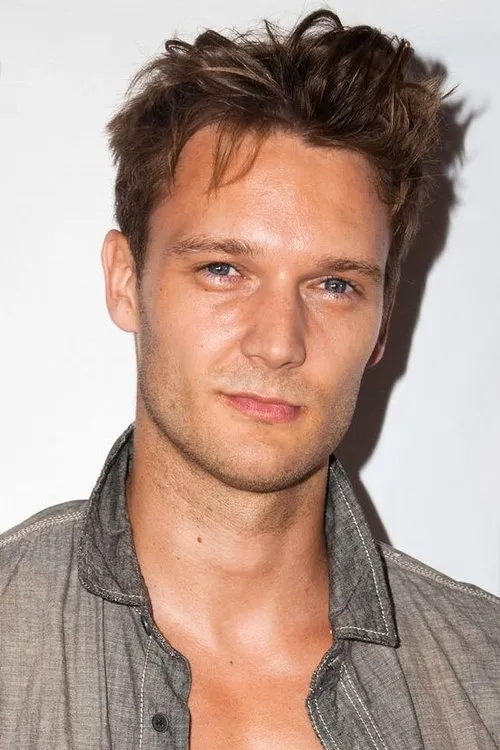 Oliver Kieran-Jones en su biografía y filmografía