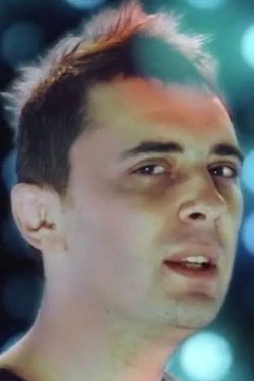 ????? ?????? ha trabajado con Oliver Mitkovski en 2 ocasiones