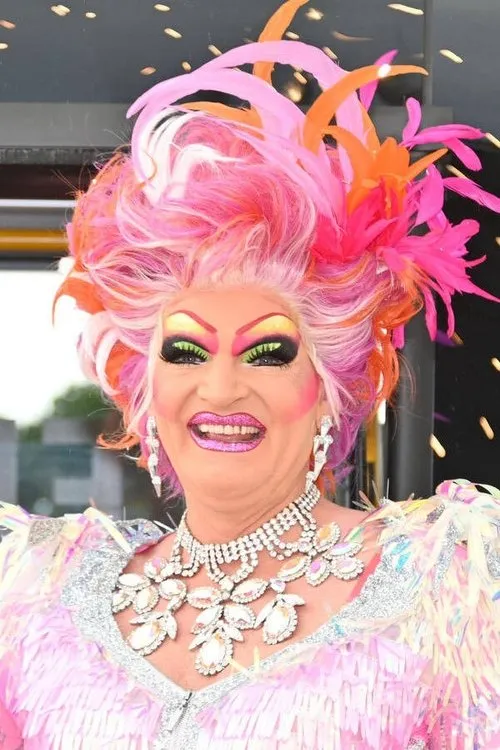 Bernd Stelter ha trabajado con Olivia Jones en 1 ocasiones