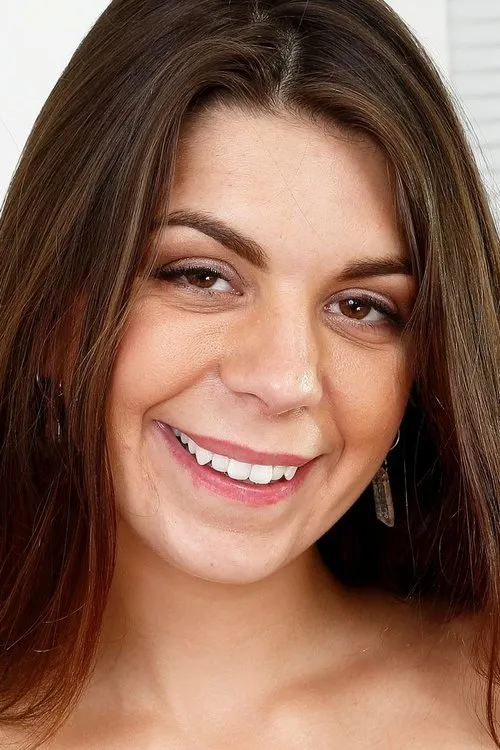 Olivia Lua interpretando a 