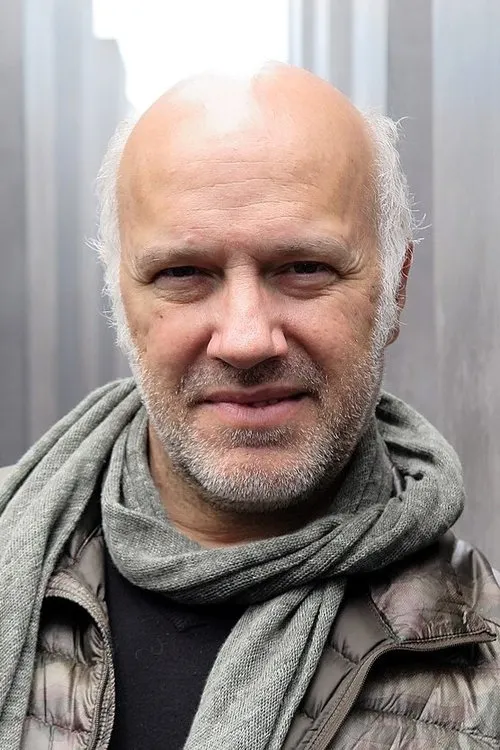 Johannes Oliver Hamm ha trabajado con Olivier Peissel en 1 ocasiones