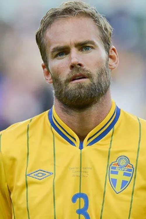 Kim Källström ha trabajado con Olof Mellberg en 1 ocasiones